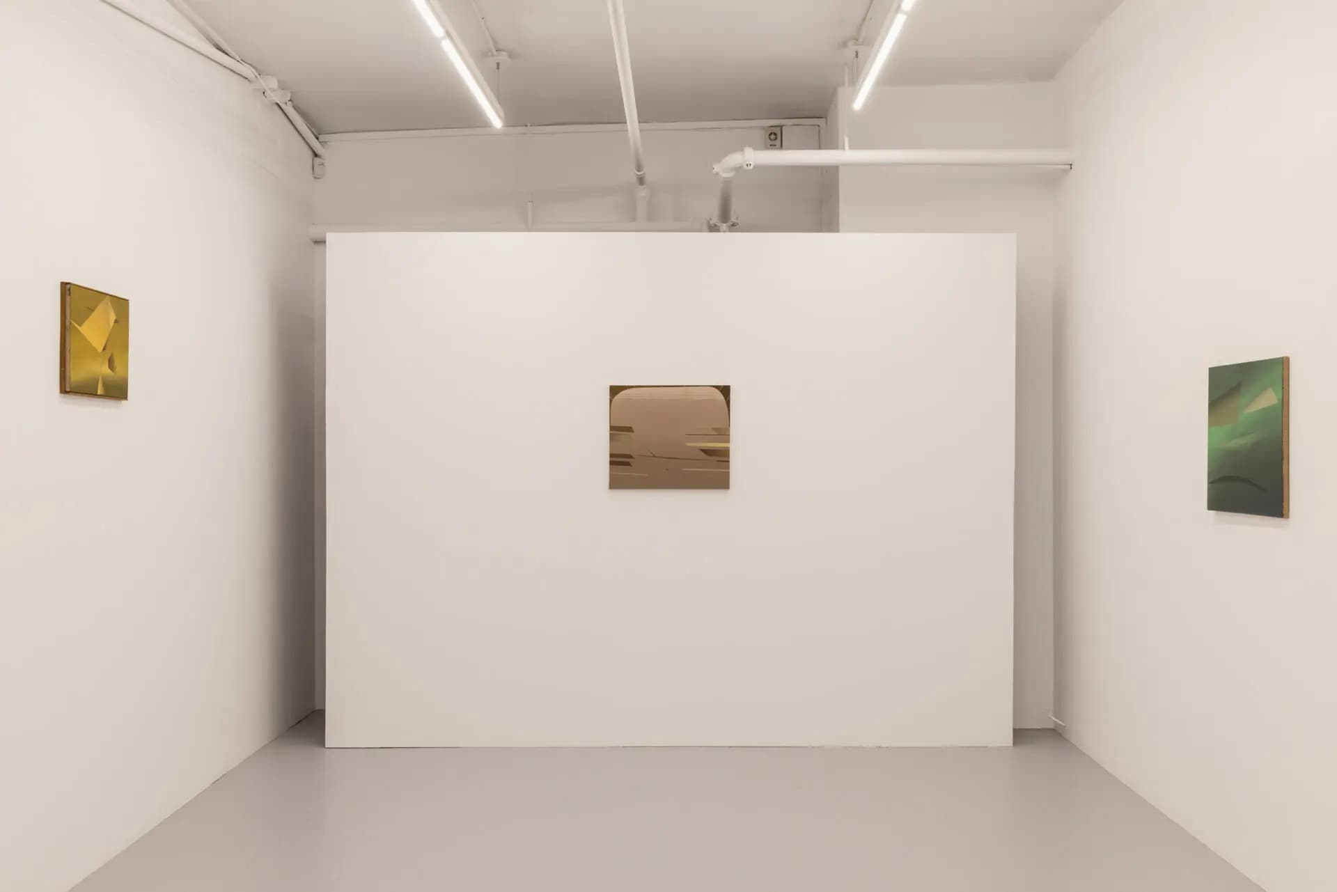 Installation view 1 of 4