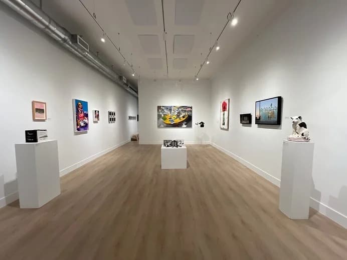 Installation view 1 of 5
