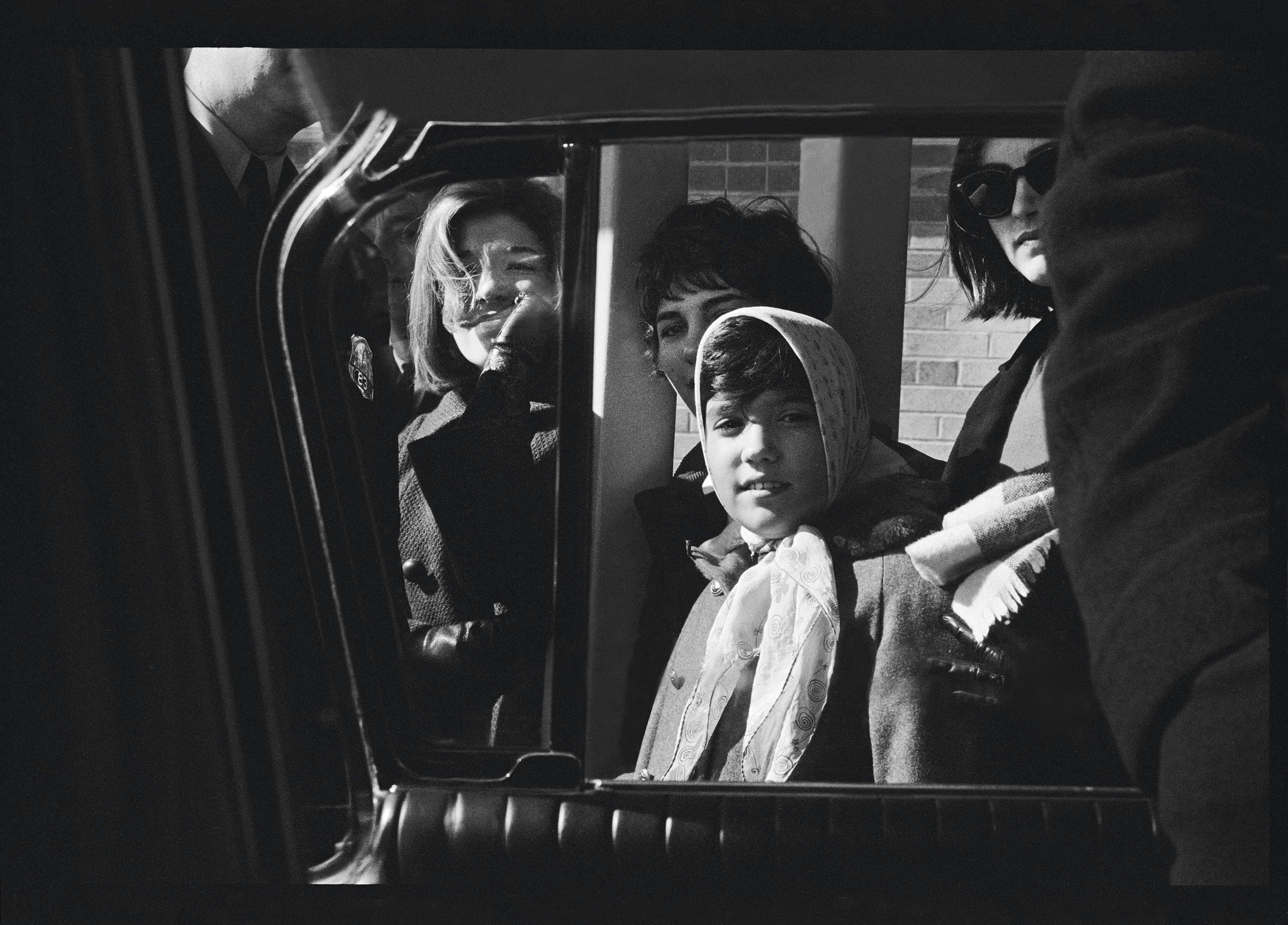 Paul McCartney Photographs 1963-64: Eyes of the Storm