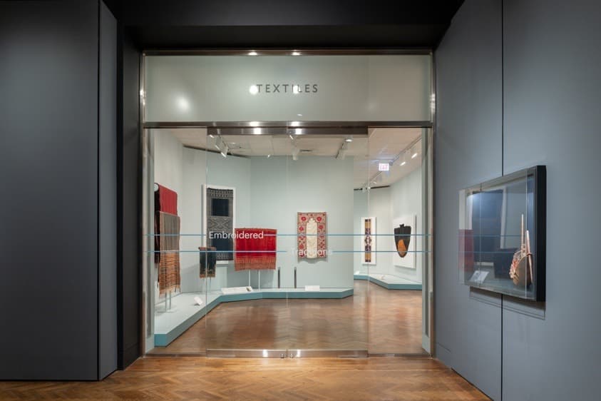 Installation view 1 of 8