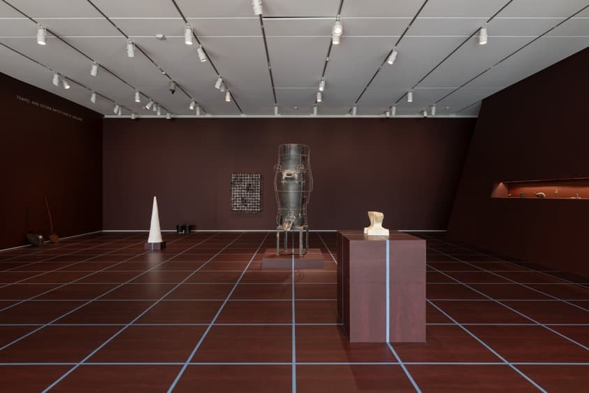 Installation view 4 of 8