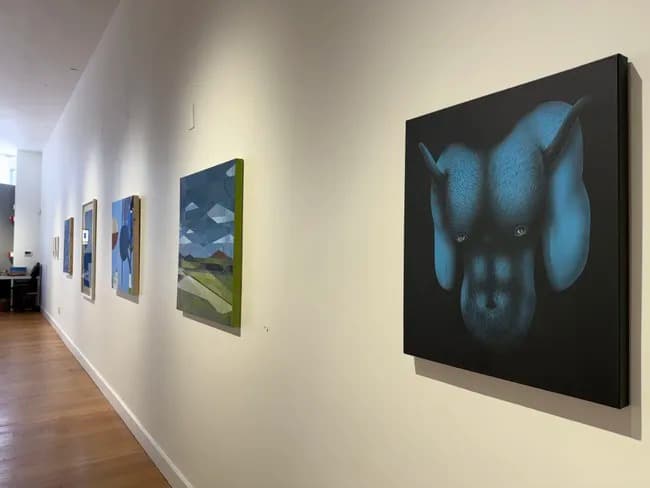 Installation view 1 of 7