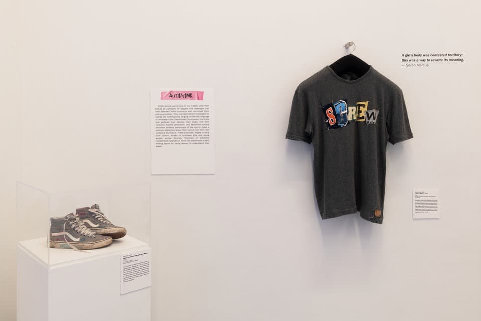 Installation view 1 of 11