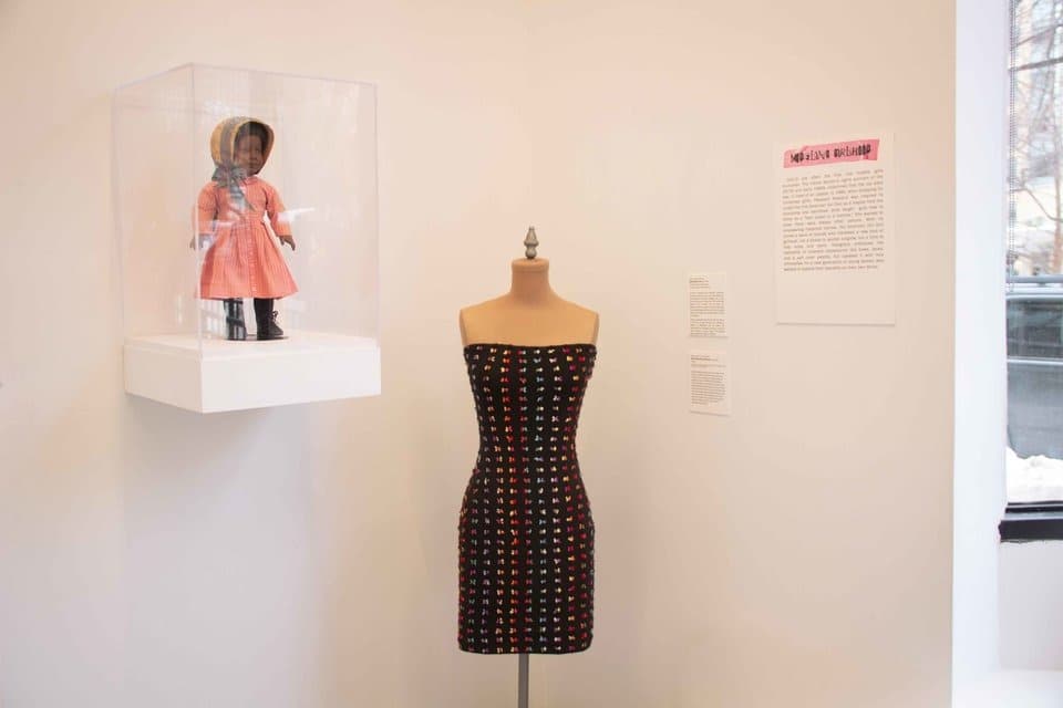 Installation view 4 of 11