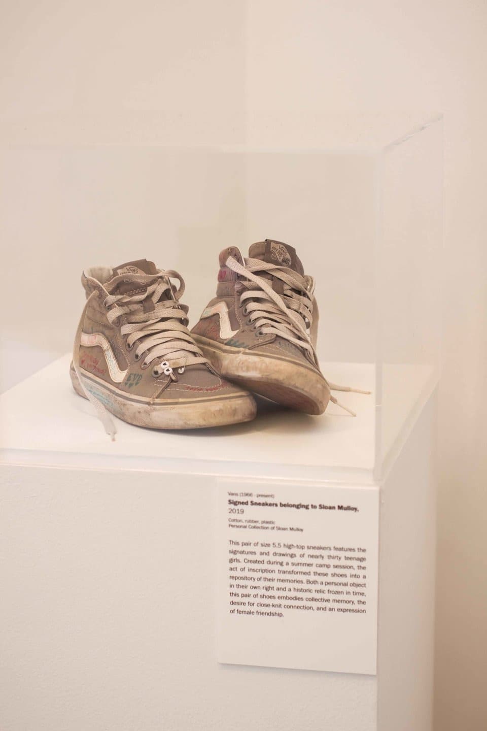 Installation view 10 of 11