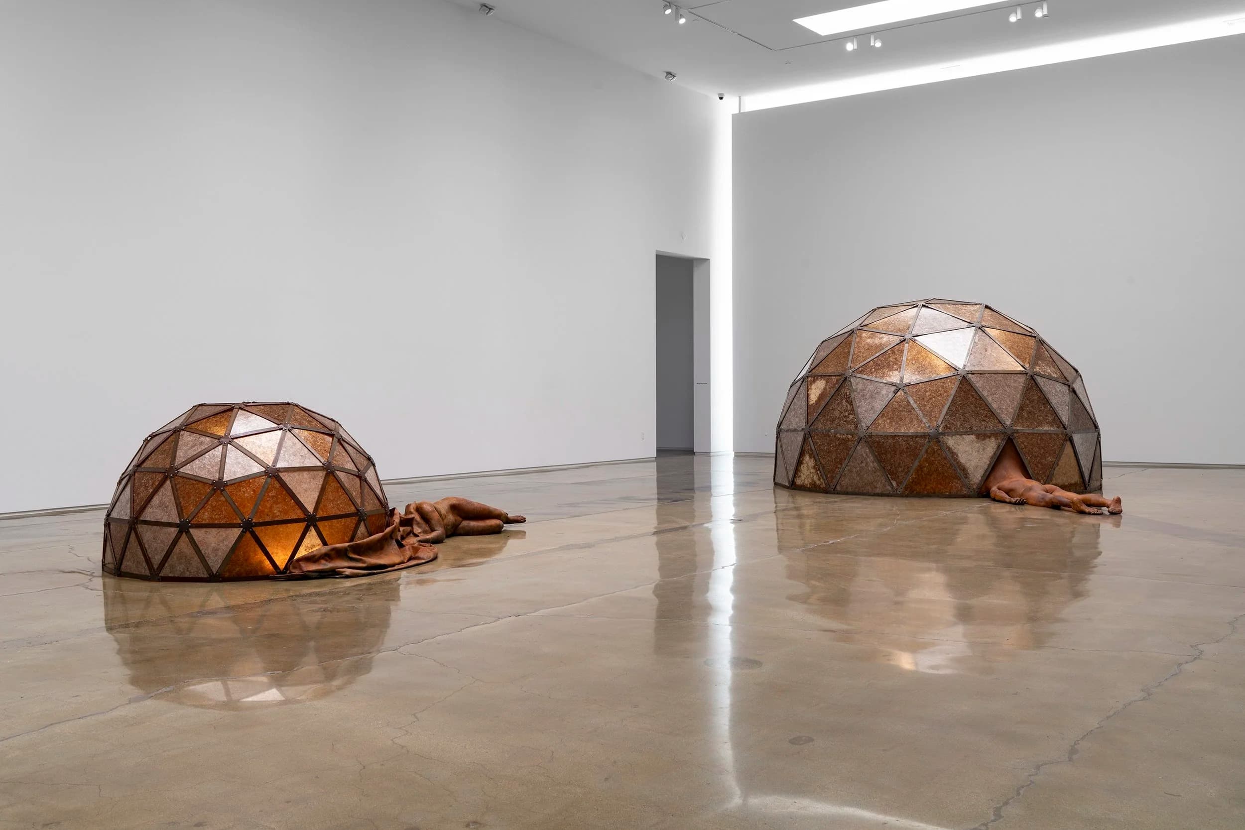 Installation view 4 of 7